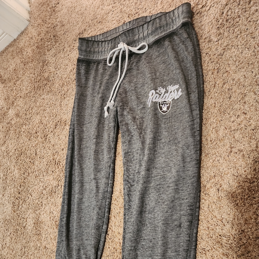 Las Vegas Raiders Concepts Sport Women's Quest Knit Pants - Charcoal - Picture 3 of 6